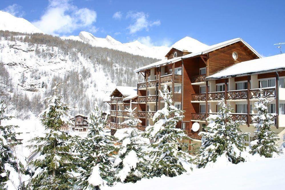 Hotel Du Hameau Allos Exterior foto